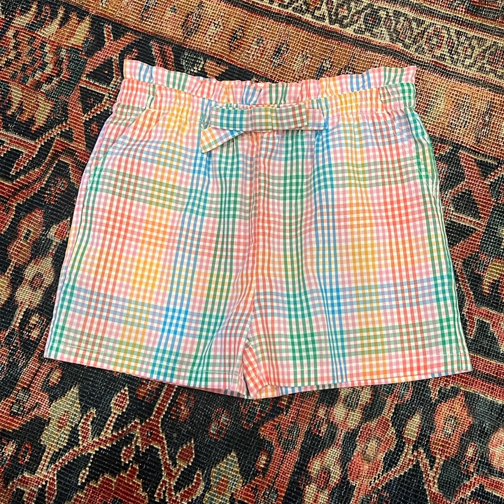 Little English shorts